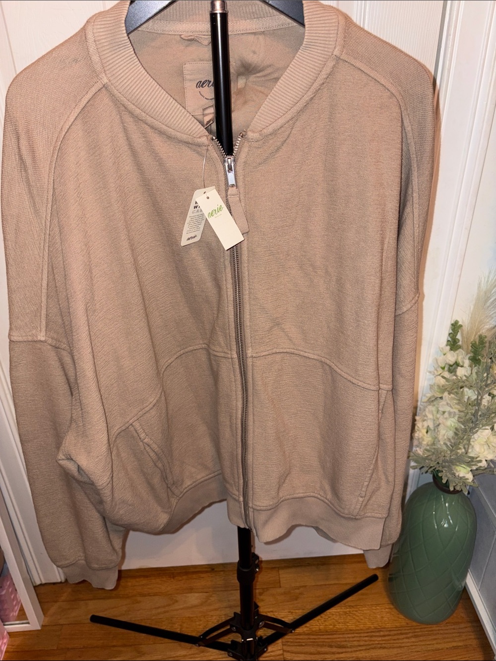 aerie Beige Zip-Up Bomber lightweight jacket